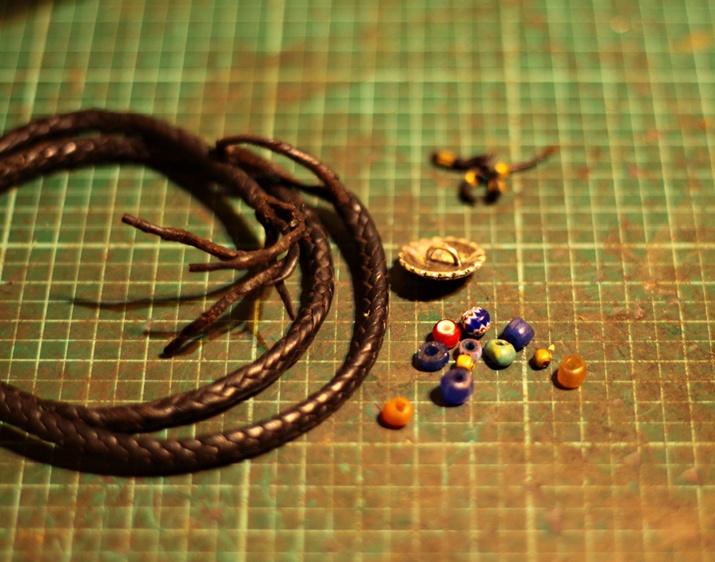 レザーブレスレットのお直し